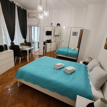 Studio Ultracentral Universitatea Bucarest Extérieur photo
